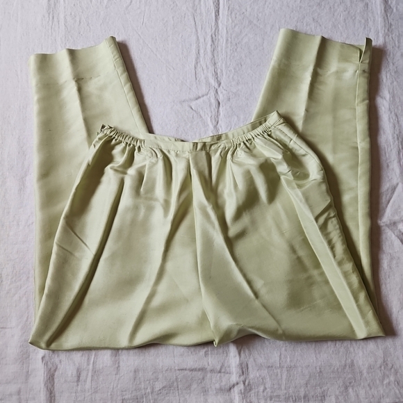 Studio JPR Silk Light Green Trousers Pants Tapered Leg Size 12 - Picture 15 of 16